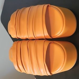 Women's Marc Fisher orange platform wedge shoe. Size 8. New, never worn